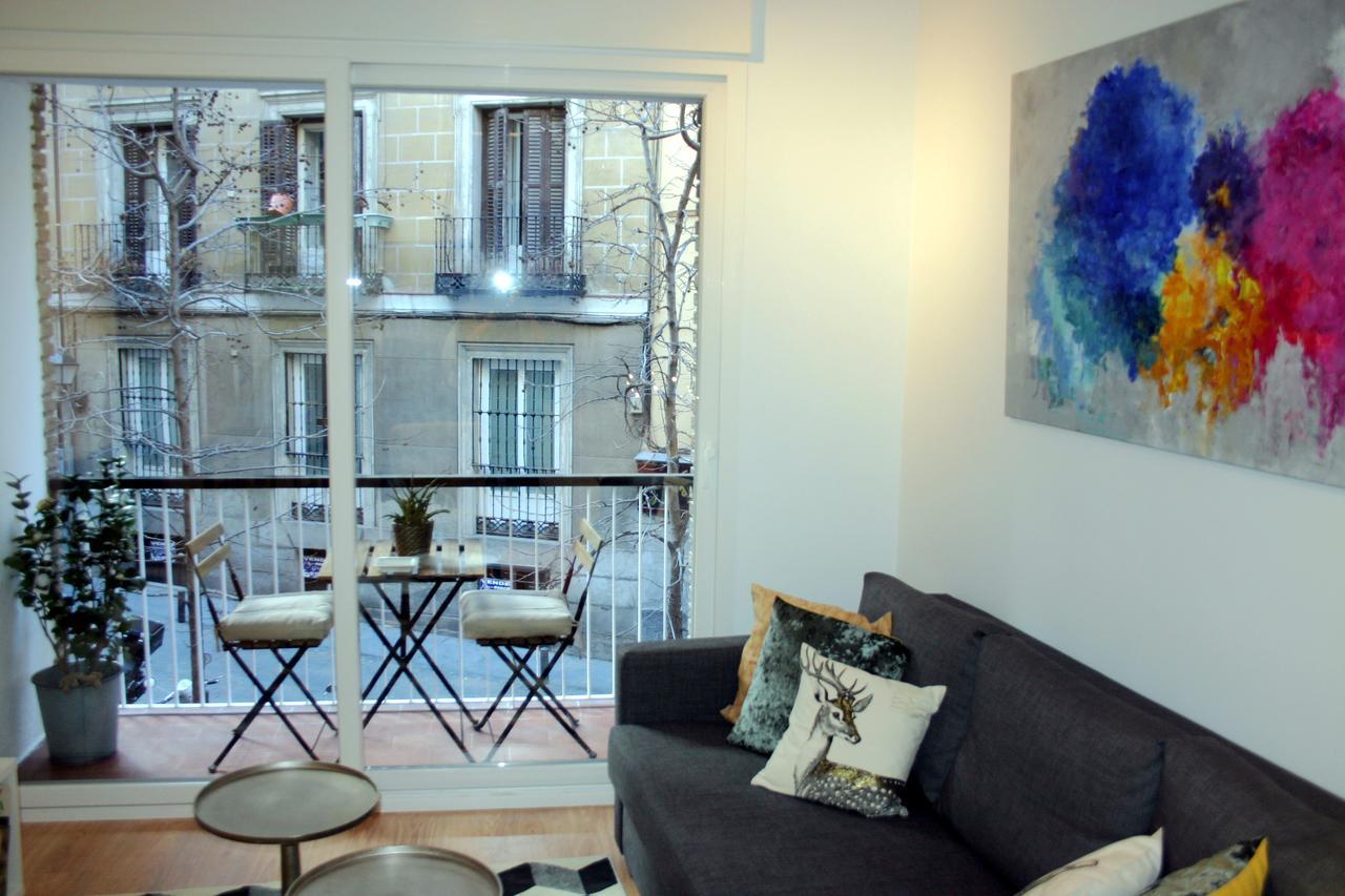 Apartamento Espejo Mágico Madrid Exterior foto