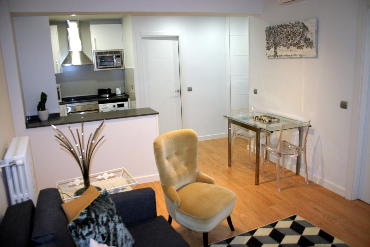 Apartamento Espejo Mágico Madrid Exterior foto