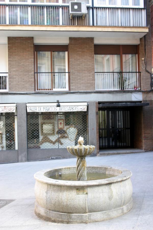 Apartamento Espejo Mágico Madrid Exterior foto