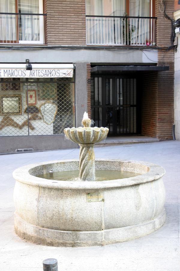 Apartamento Espejo Mágico Madrid Exterior foto