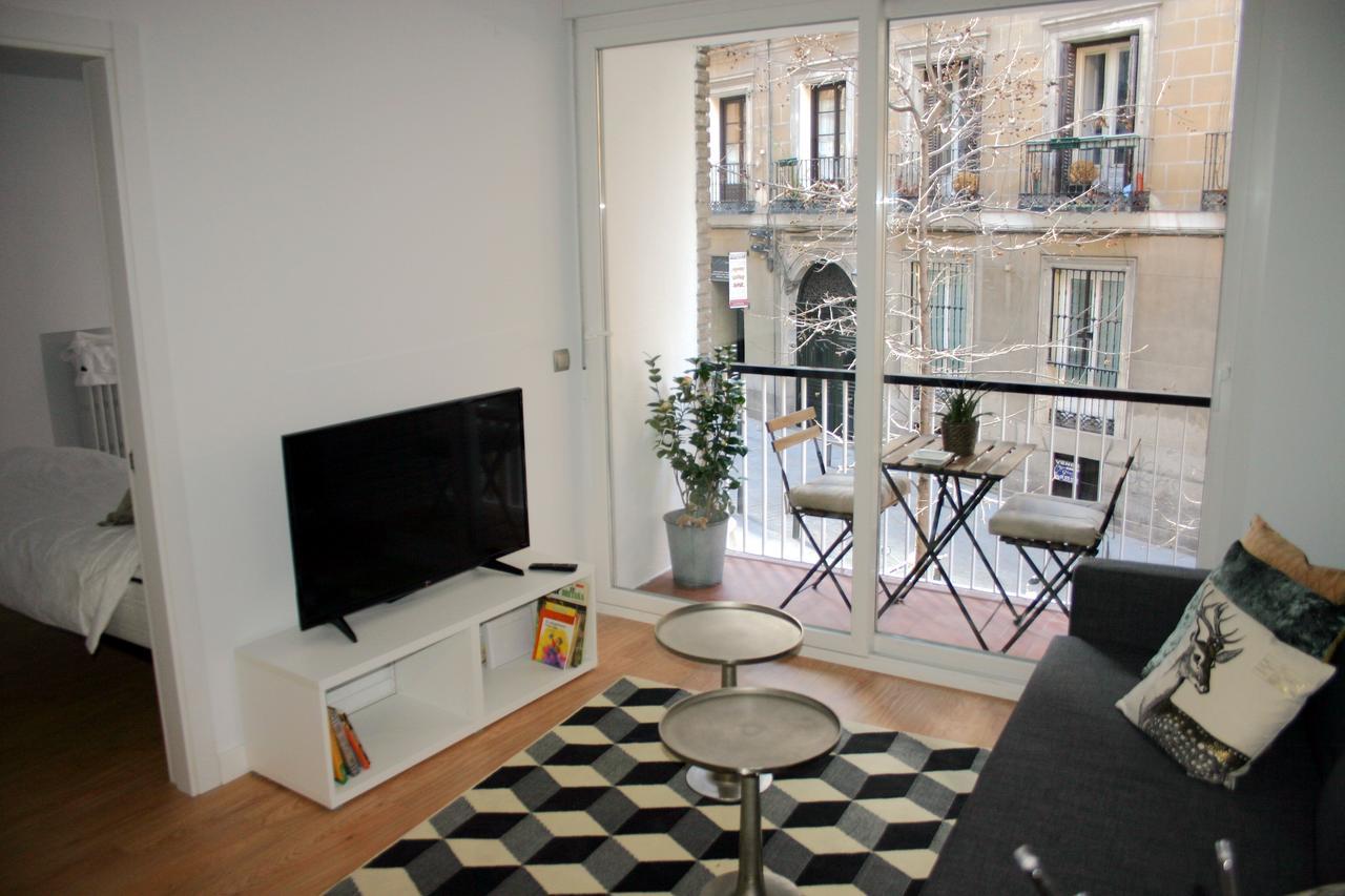 Apartamento Espejo Mágico Madrid Exterior foto