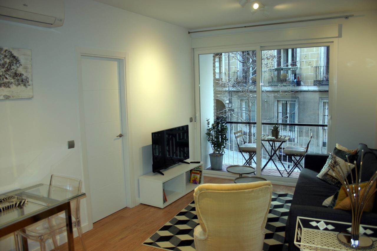 Apartamento Espejo Mágico Madrid Exterior foto